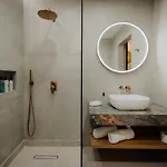 Tuta Agrotourism 4*