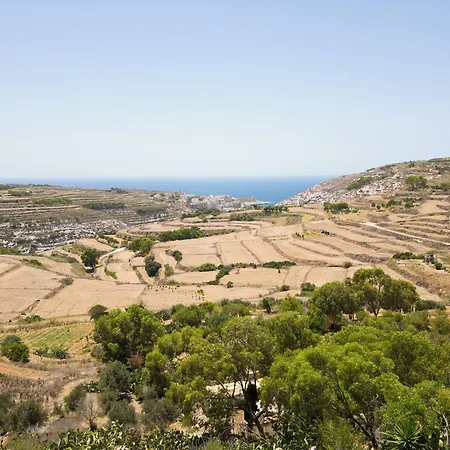 Tuta Agrotourism Kerċem