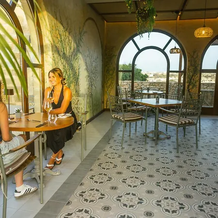 Tuta Agrotourism Kerċem