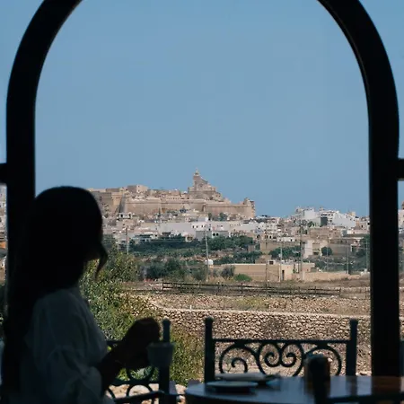 Tuta Agrotourism 4* Kerċem