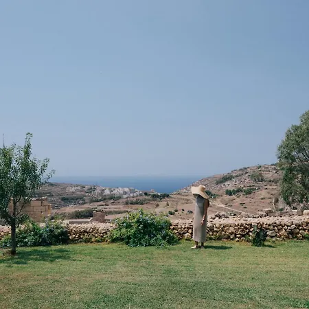 Tuta Agrotourism Kerċem